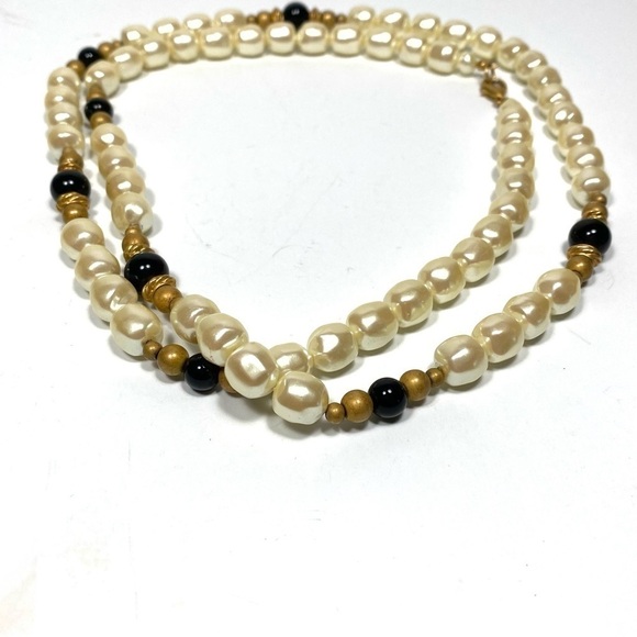 Necklace Vintage Faux Pearls Jewelry 36” - Picture 8 of 8